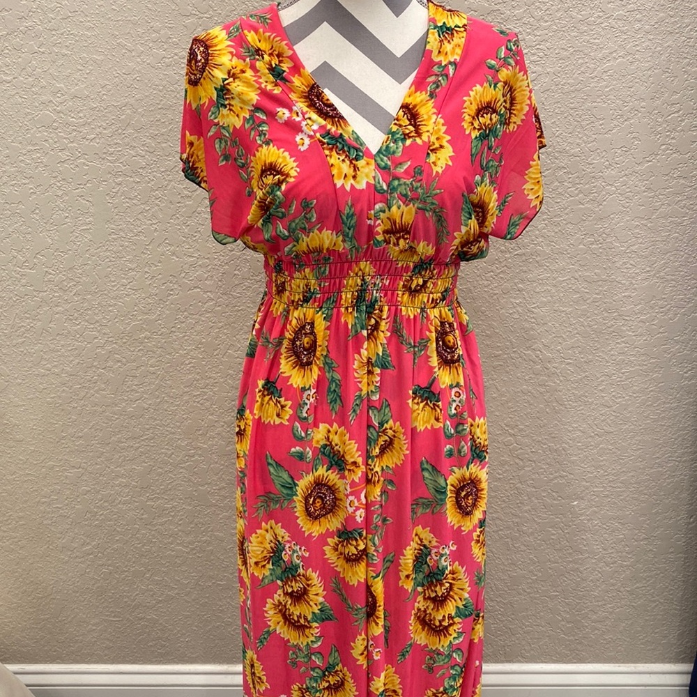 NWT Sunflower print dress